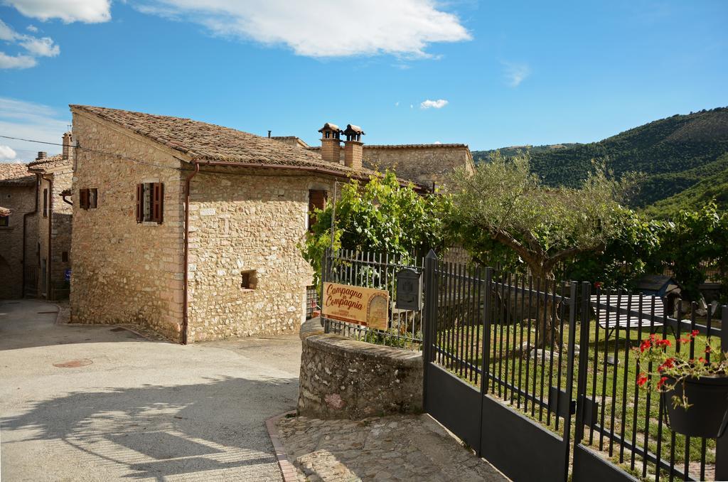 Campagna In Compagnia Villa Vallo di Nera Buitenkant foto